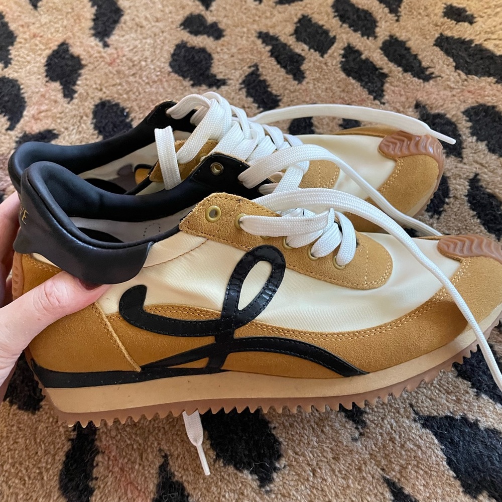 Loewe Flow Runner running shoes size 40